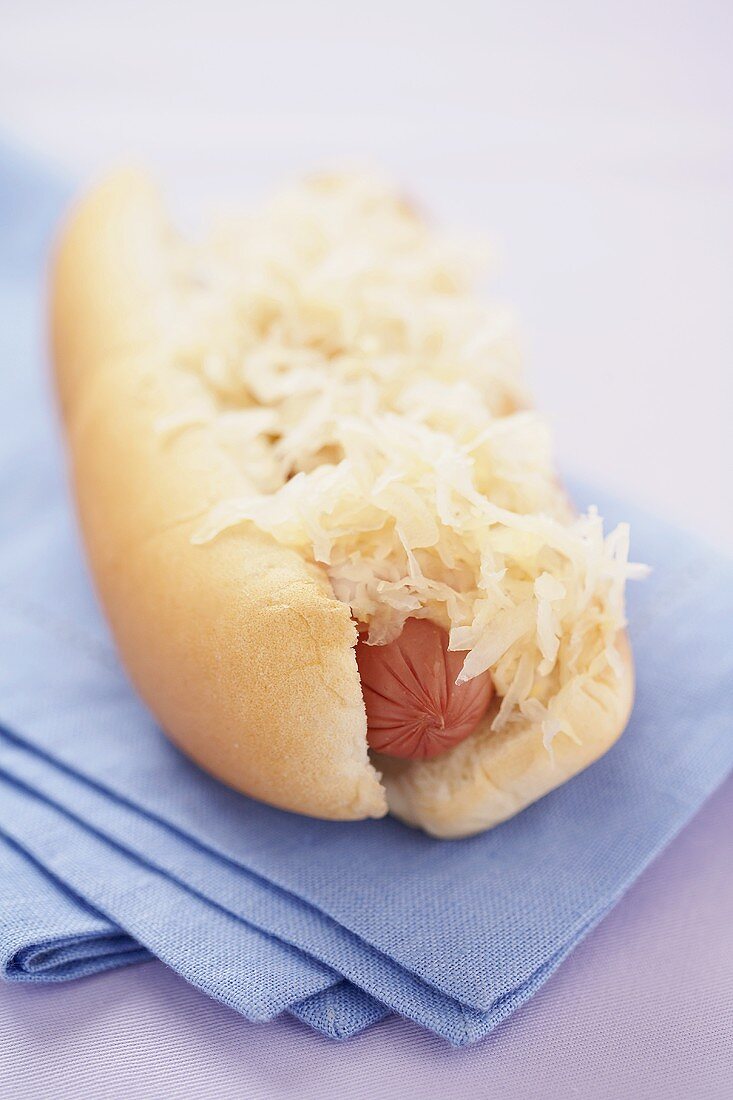 Hot Dog mit Sauerkraut