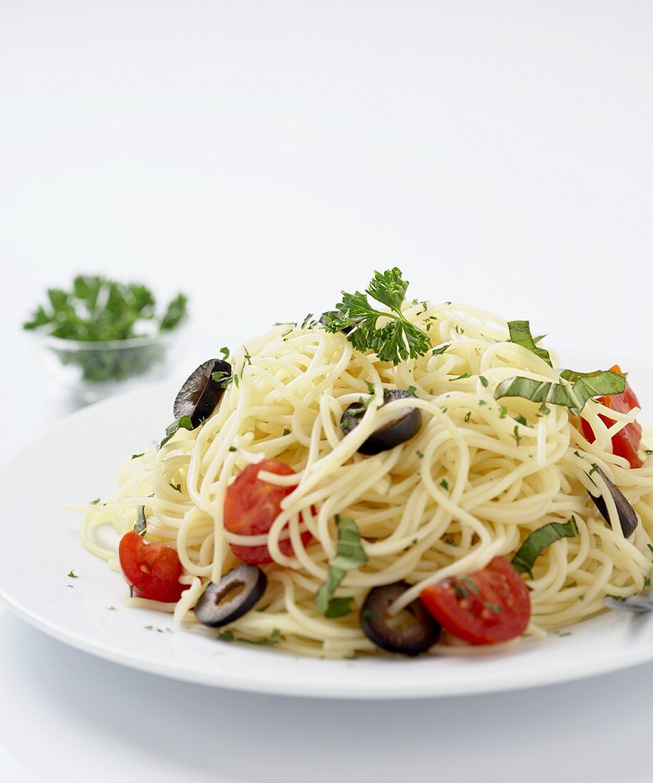 Spaghetti Tossed with Tomatoes and Olives