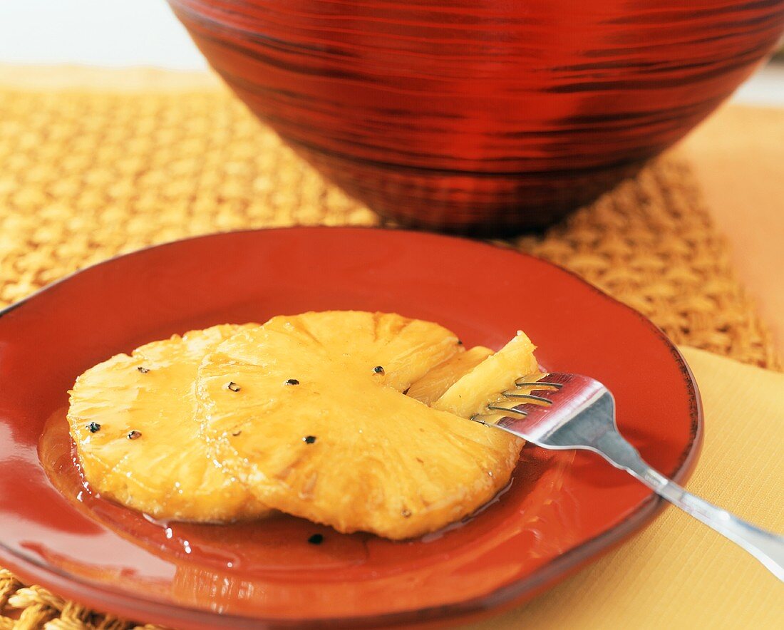 Caramelised pineapple slices
