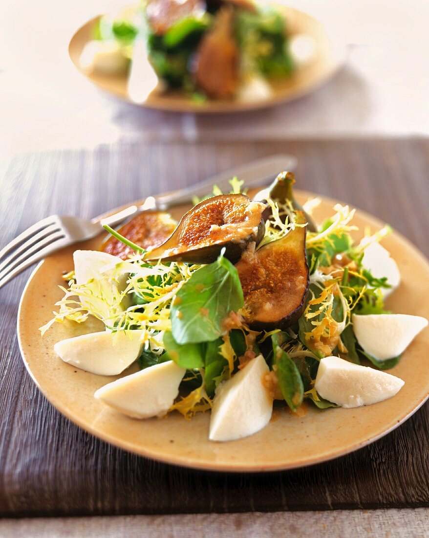 Fig and Fresh Mozzarella Salad