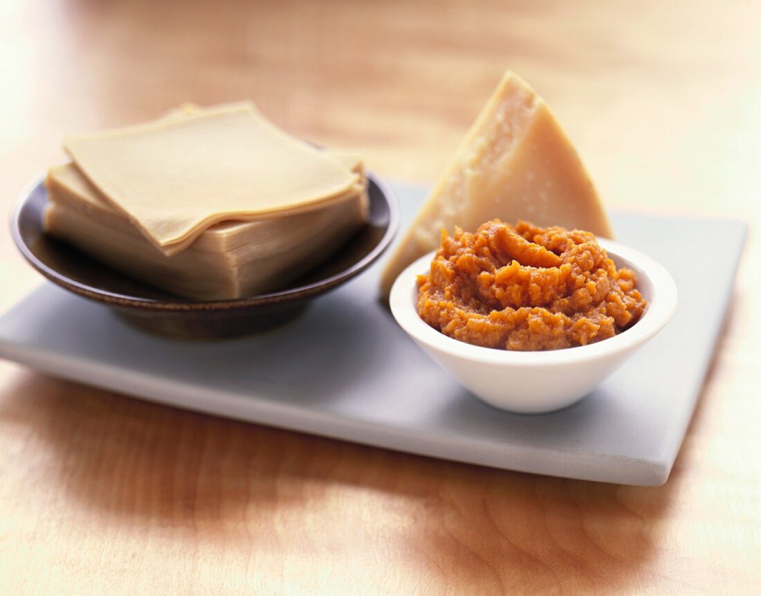 Ingredients for Pumpkin Ravioli: Pumpkin Puree, Parmesan and Wonton Wraps