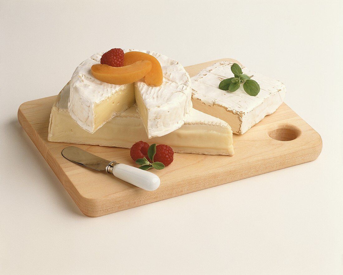 Several forms of Brie