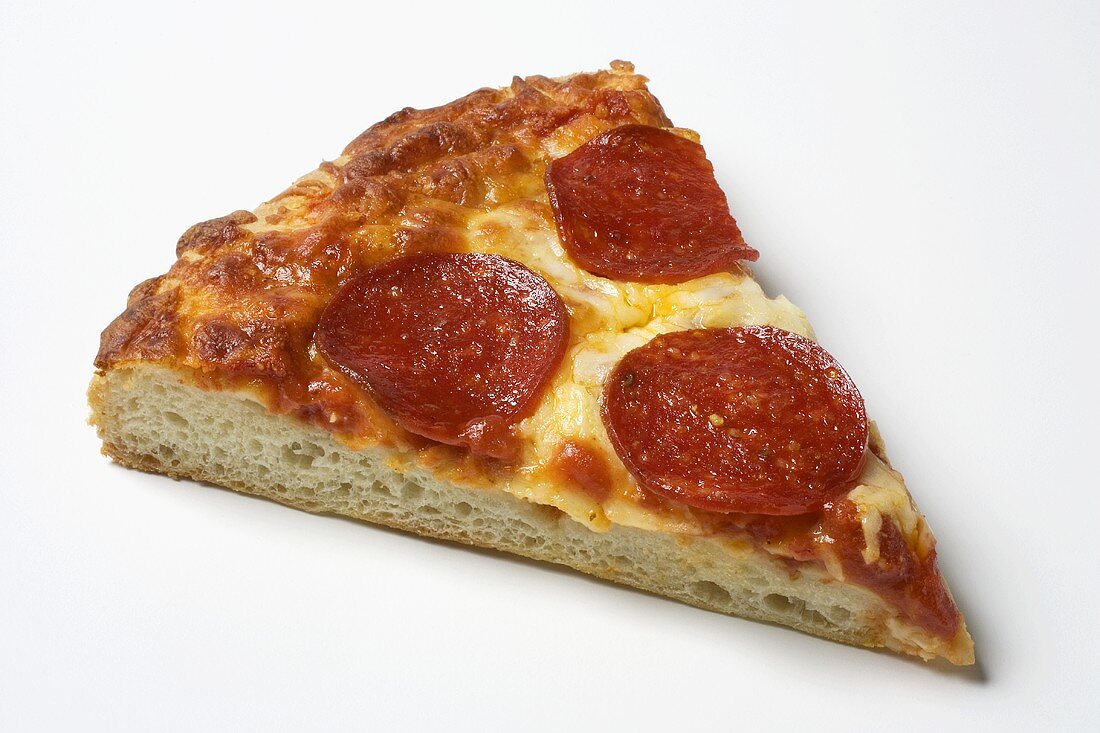 A single slice of pepperoni pizza