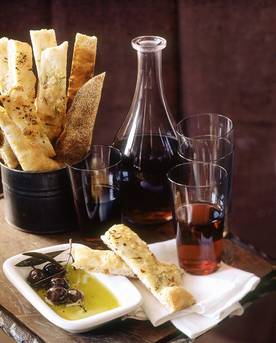 Focaccia con l'olio (Focaccia and olive oil for dipping)