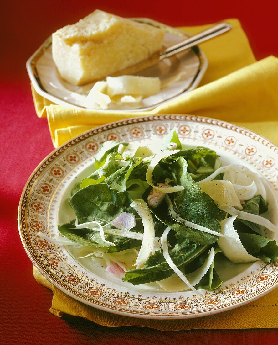 Spinach salad with Parmesan