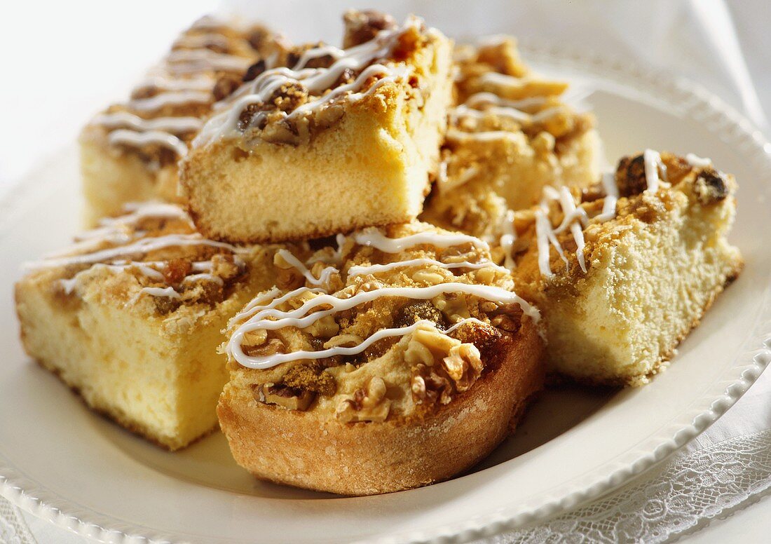 Coffee Cake with Cinnamon and Nuts
