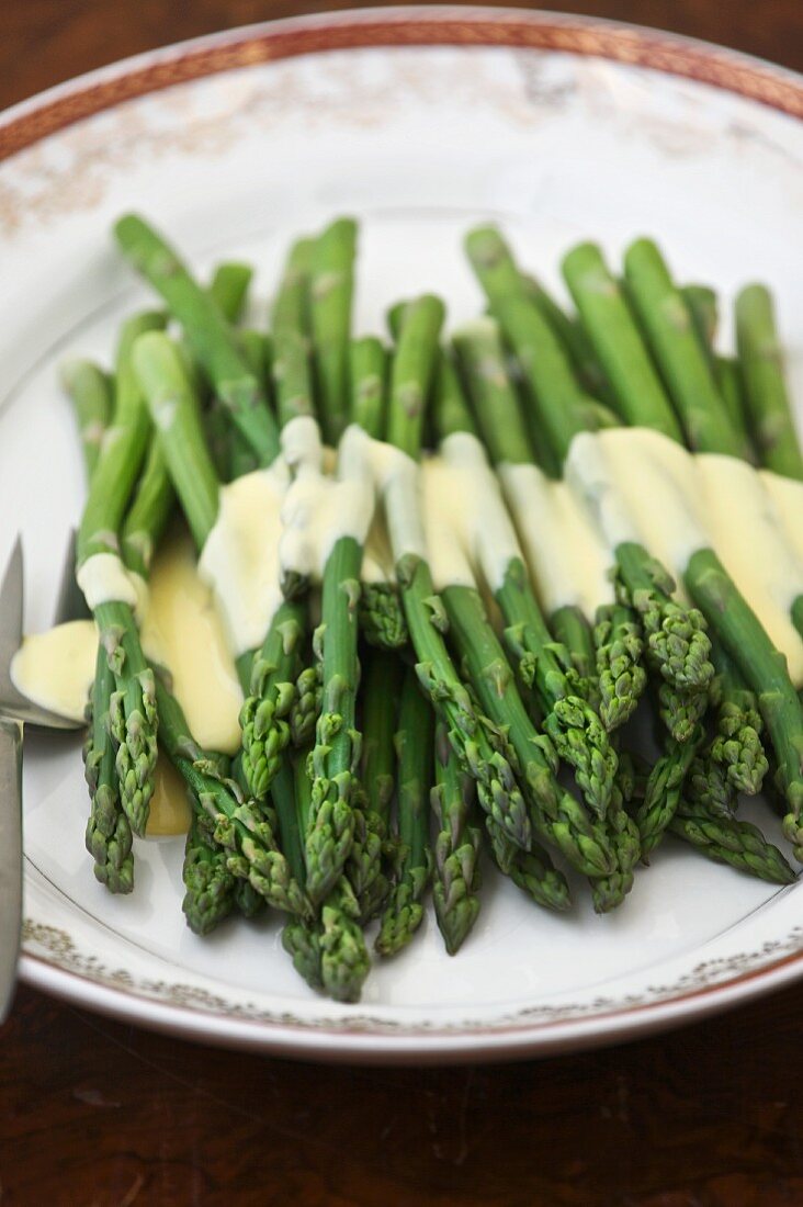 Organic Asparagus with Hollandaise Sauce