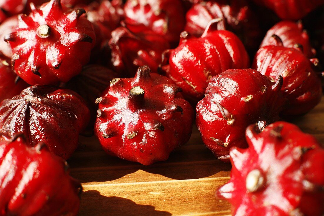 Roselle (hibiscus sabdariffa L)