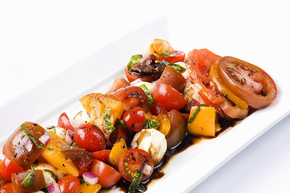 Heirloom Tomato and Mozzarella Salad with Balsamic Dressing