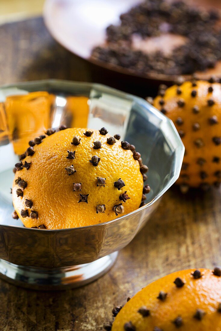 Pomanders Made with Naval Oranges and Cloves