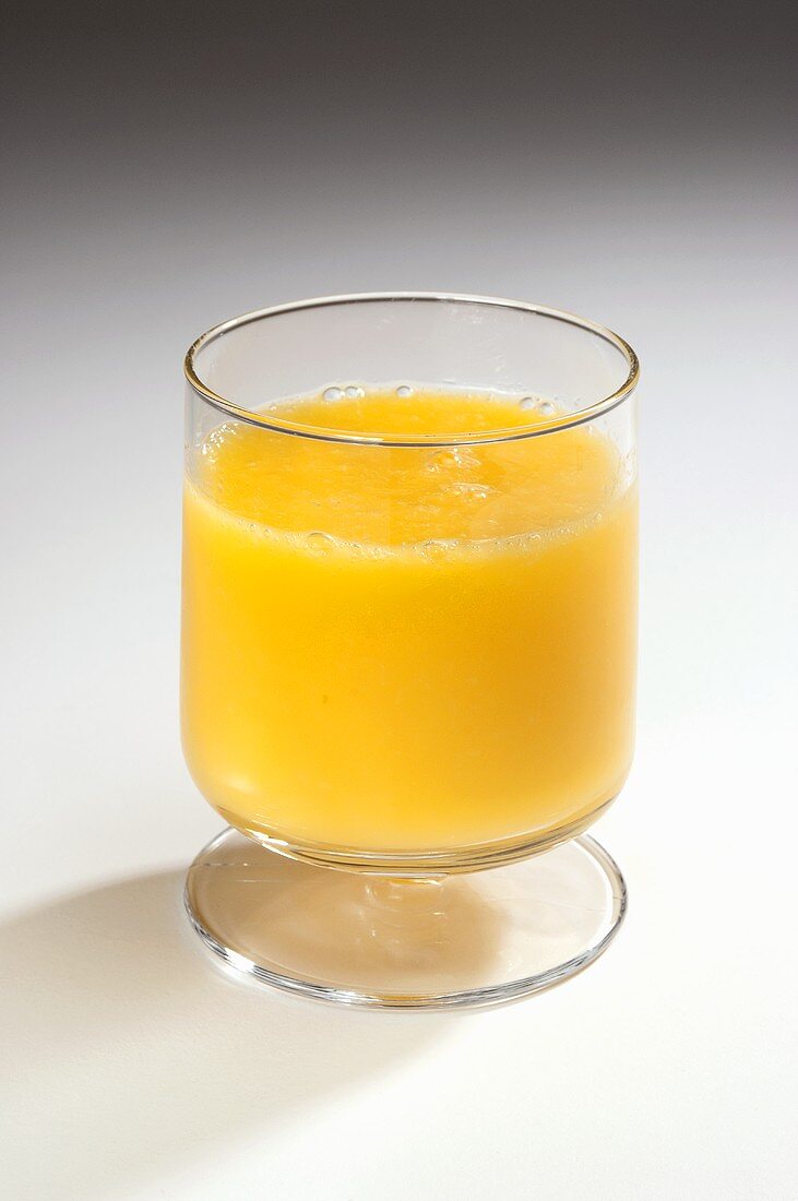 Ein Glas Orangensaft
