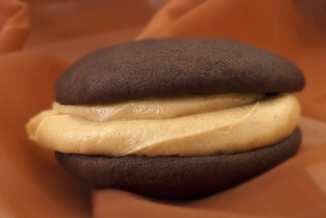 Schokoladen-Erdnussbutter-Whoopie Pie (USA)