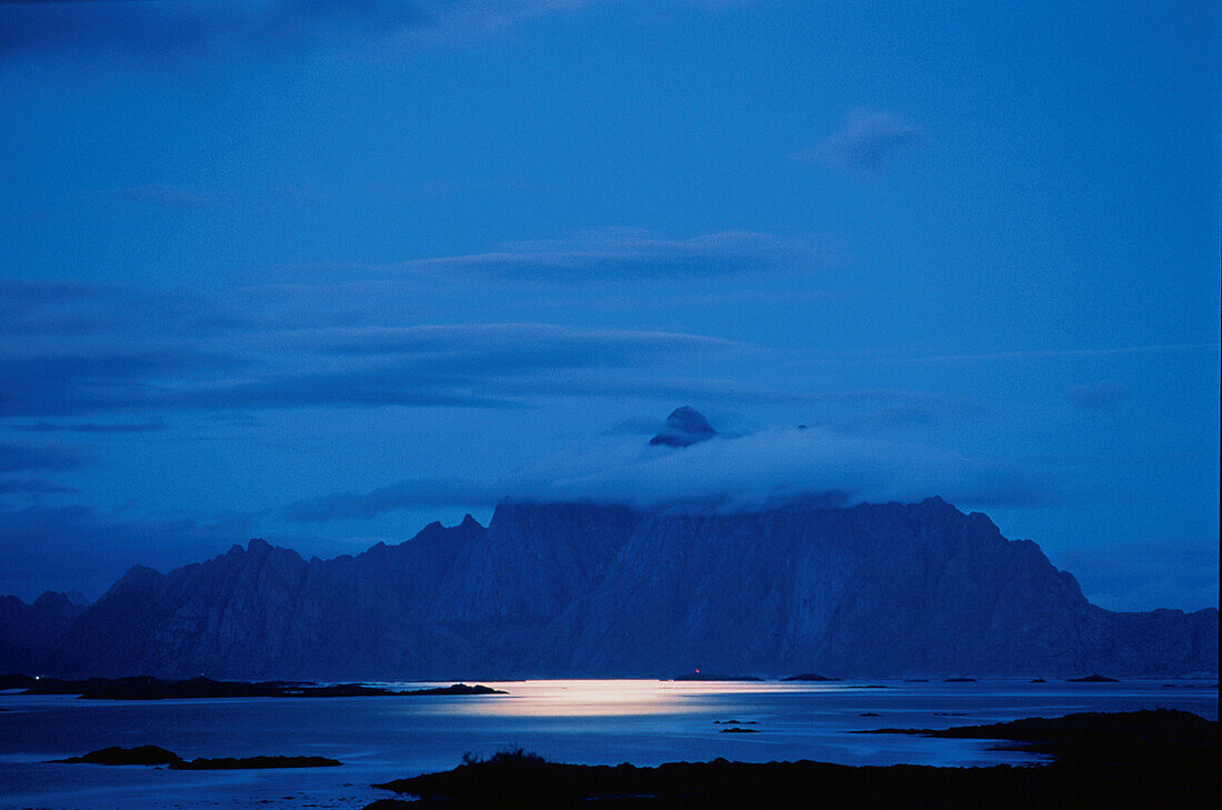 Mondlicht, Lofoten Norwegen