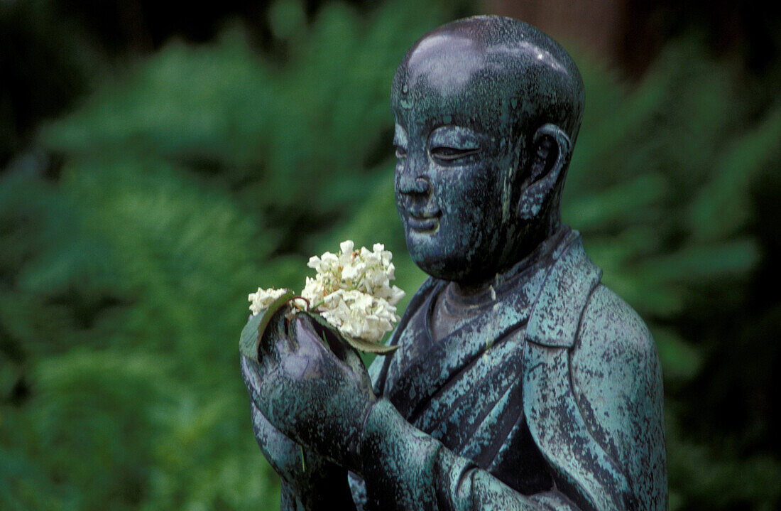 Bronzestatue, Japanischer Garten, Leverkusen, Nordrhein-Westfalen, Deutschland