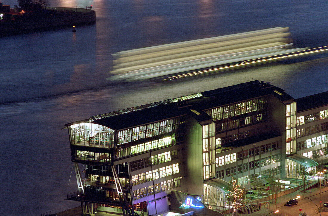 Cruising Center at night, Hamburg, Germany