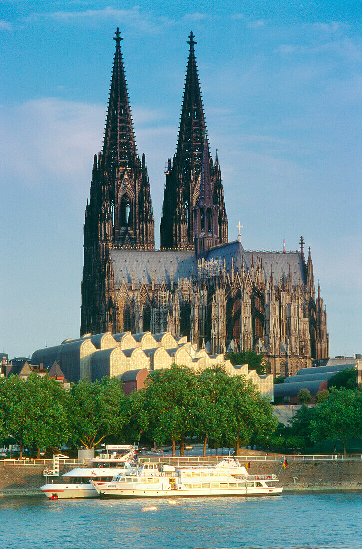 Dom und Museum Ludwig, Köln, Nordrhein-Westfalen, Deutschland, Europa