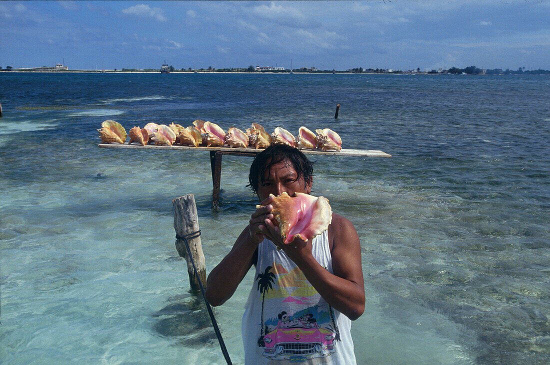 Muschelverkäufer, Isla Mujeres, Mexiko
