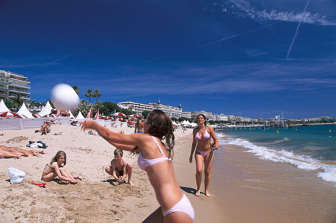 Plage de la Croisette, Cannes Cote d'Azur, France