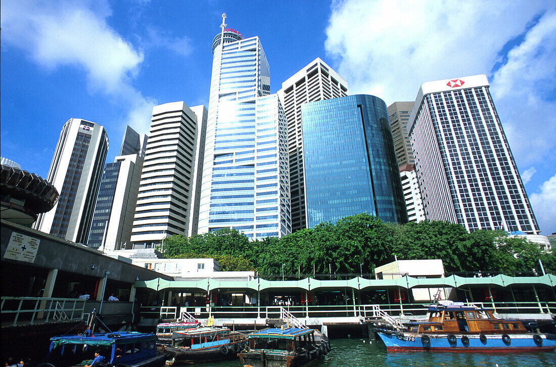 Skyline bei Clifford Pier, Singapur, Asien