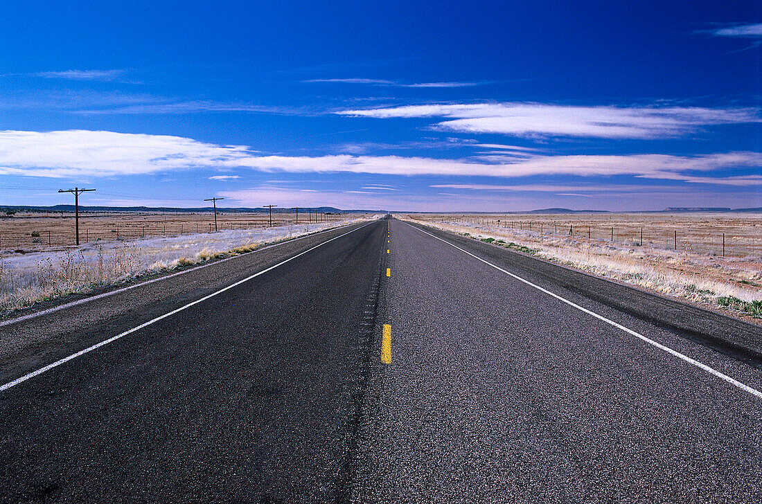 Highway zum Horizont, Route 66, Arizona, USA, Amerika