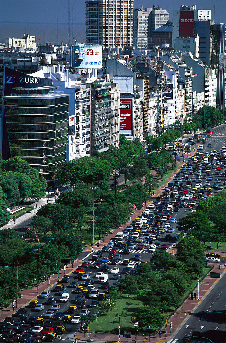 Rush hour, Avenue 9 de Julio, Buenos Aires Argentinia