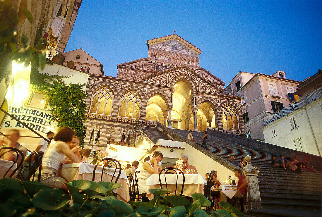 Pizzeria on Piazza del Duomo, Amalfi, Campania, Italy