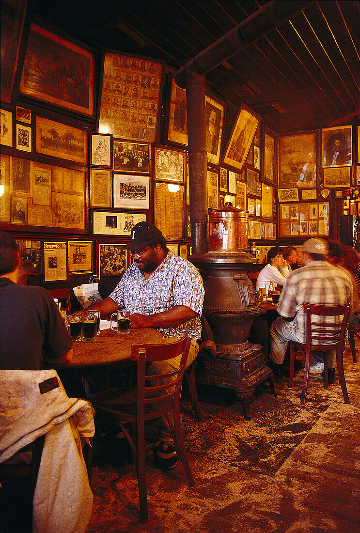 Mac Sorleys Old Ale Bar, New York USA