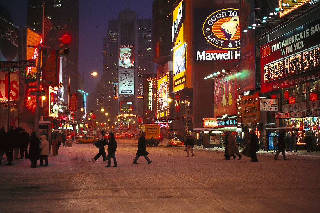 Times Square, Winter, Manhattan, NYC, USA