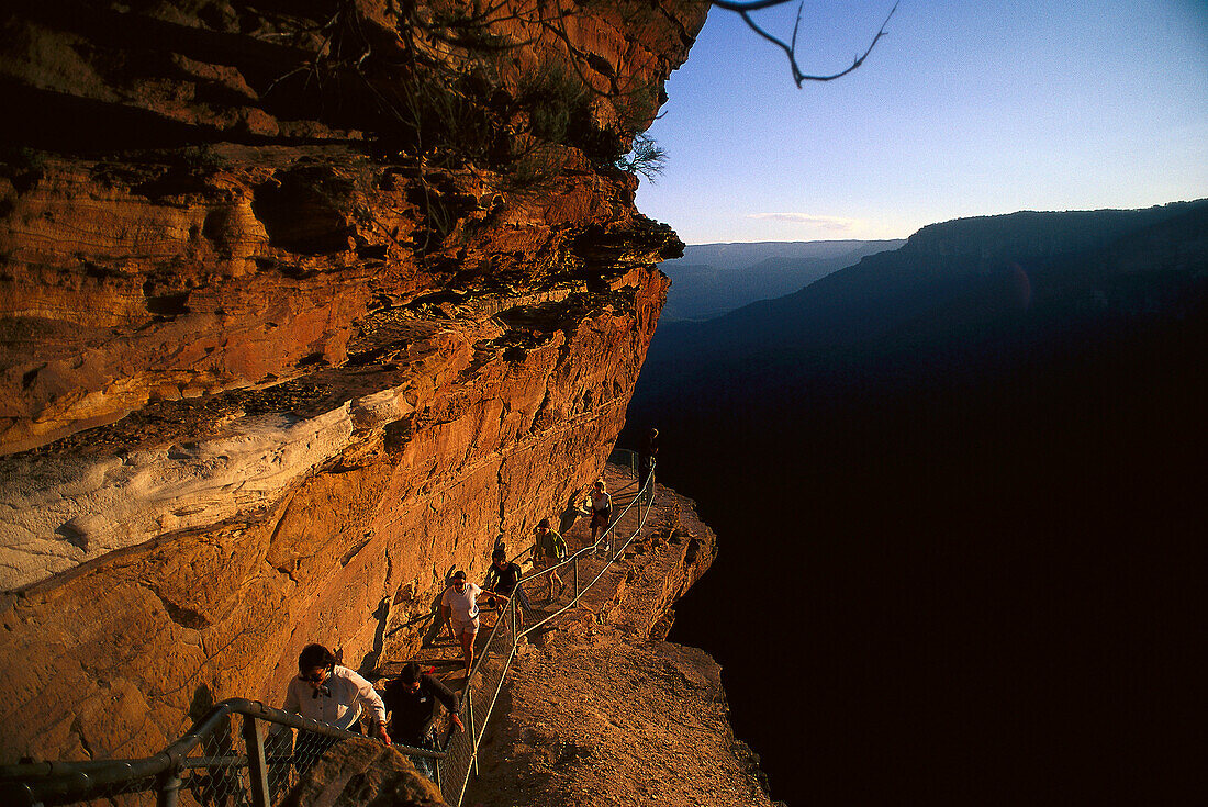 Decent to Wentworth Falls, Blue Mountains, New South Wales Australia