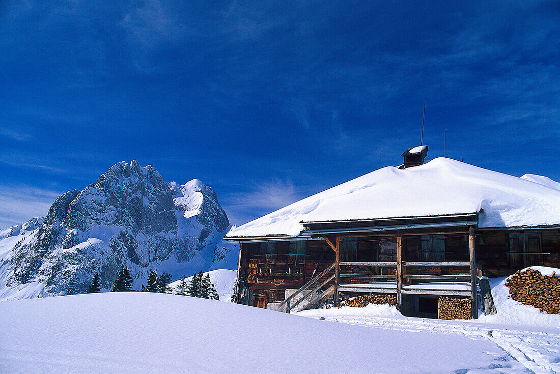 Skiing, Ski Lodge, Ski Region Gstaad Switzerland