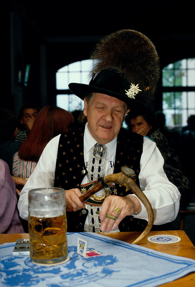 Bräustüberl, Kloster Andechs, Oberbayern, Deutschland