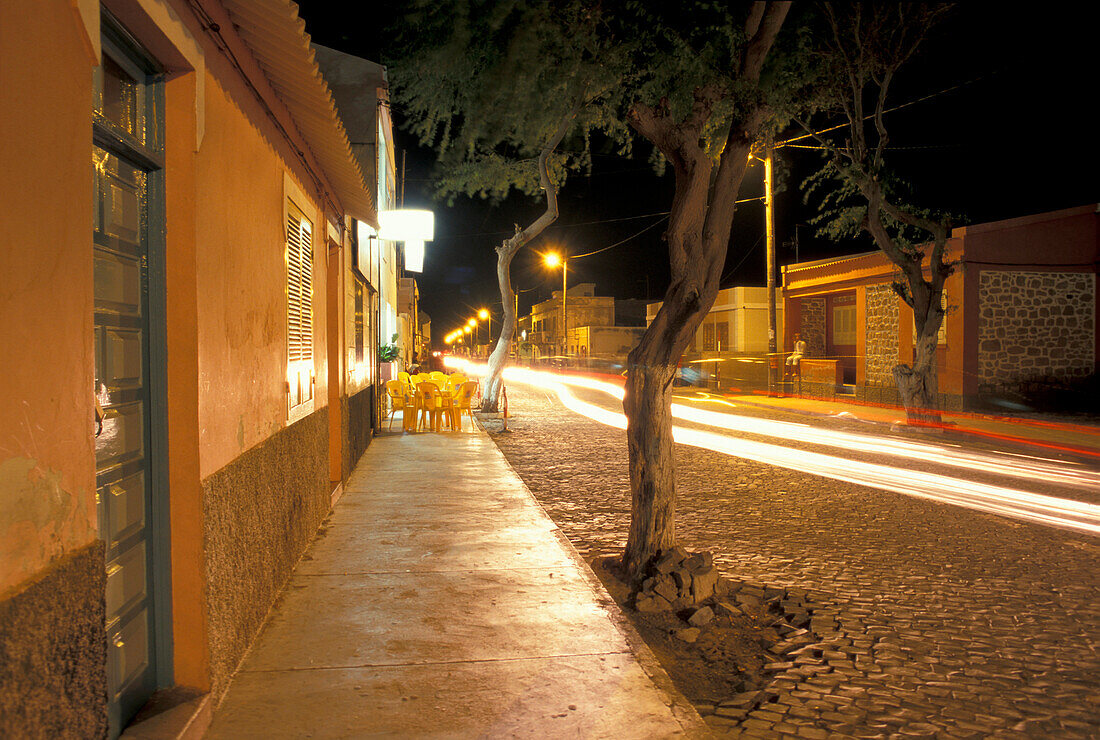 Strasse in Santa Maria, Nachts, Santa Maria, Sal, Kapverden, Afrika