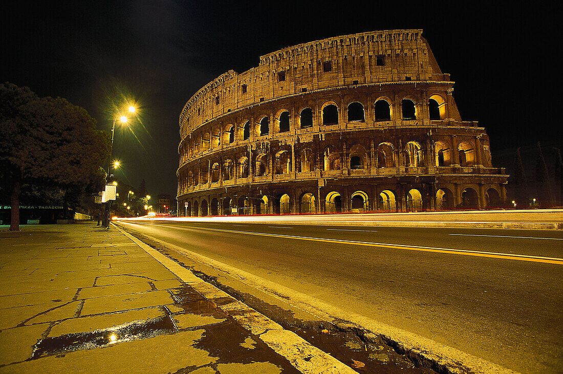 Colosseo Kolosseum, an Via, dei Fori Imperiali Rom, Italien