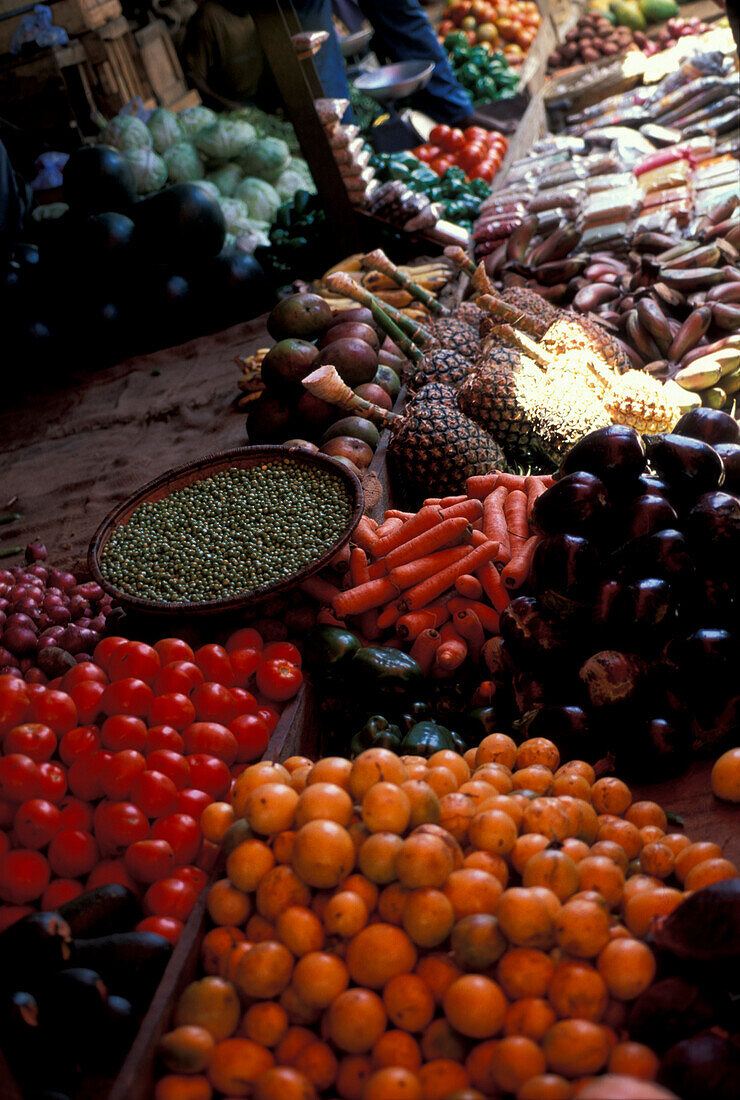Obst und Gemüse auf dem Darajani Markt in Stone Town, Sansibar Stadt, Sansibar, Tansania, Afrika
