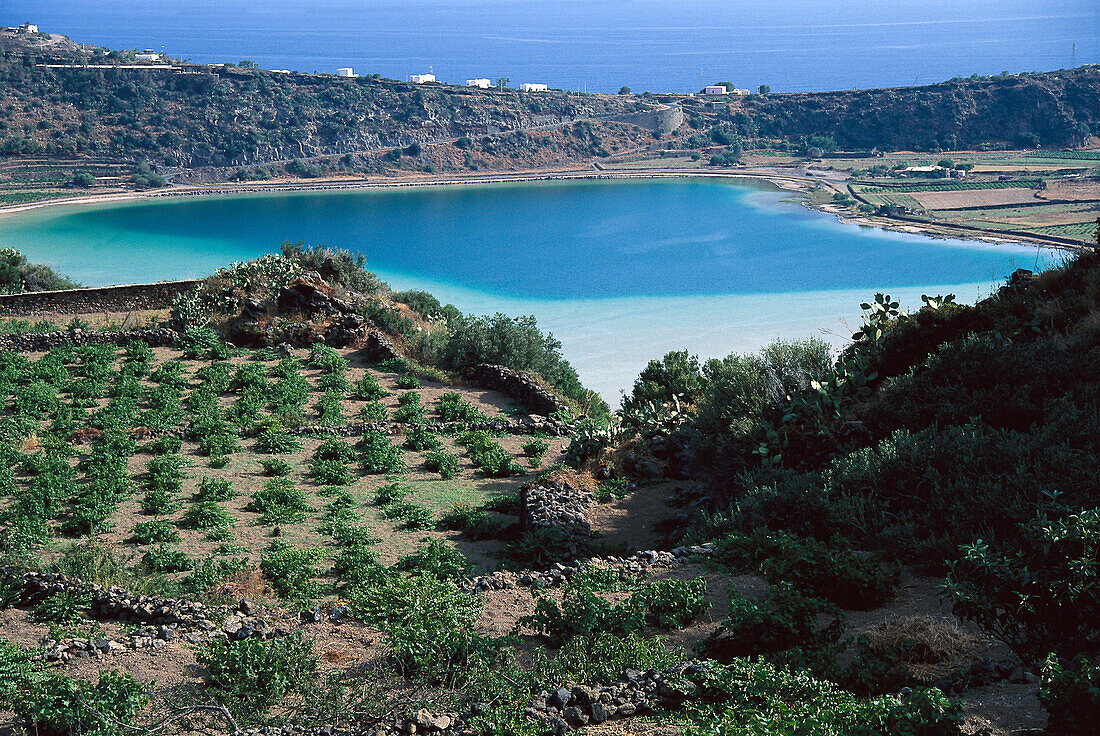 Lago di Venere, sulphureous/Fango, , Pantelleria Island Italy