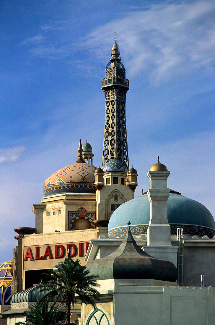 Las Vegas skyline, Aladdin and Paris Paris Hotels and Ressorts, Las Vegas Boulevard, Las Vegas, Nevada, USA
