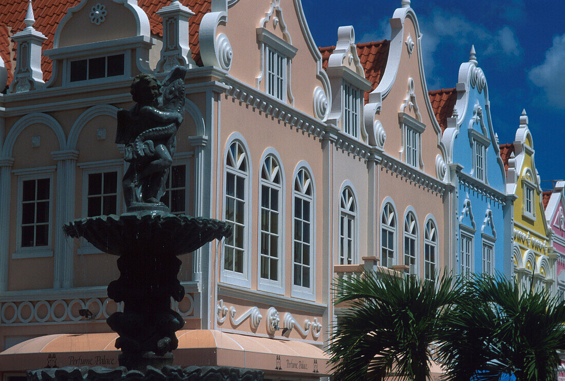 Haeuserzeile, Oranjestad, Aruba Niederlaendische Antillen