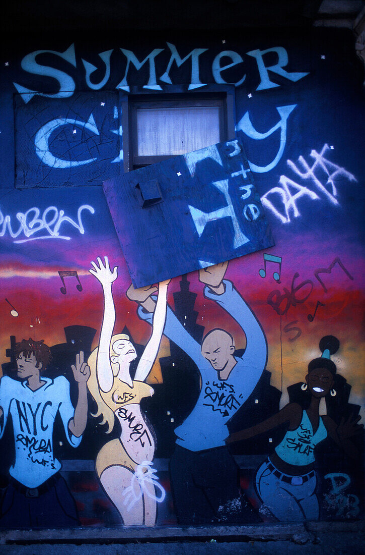 East Village, Graffiti, Tron Cast New York, USA