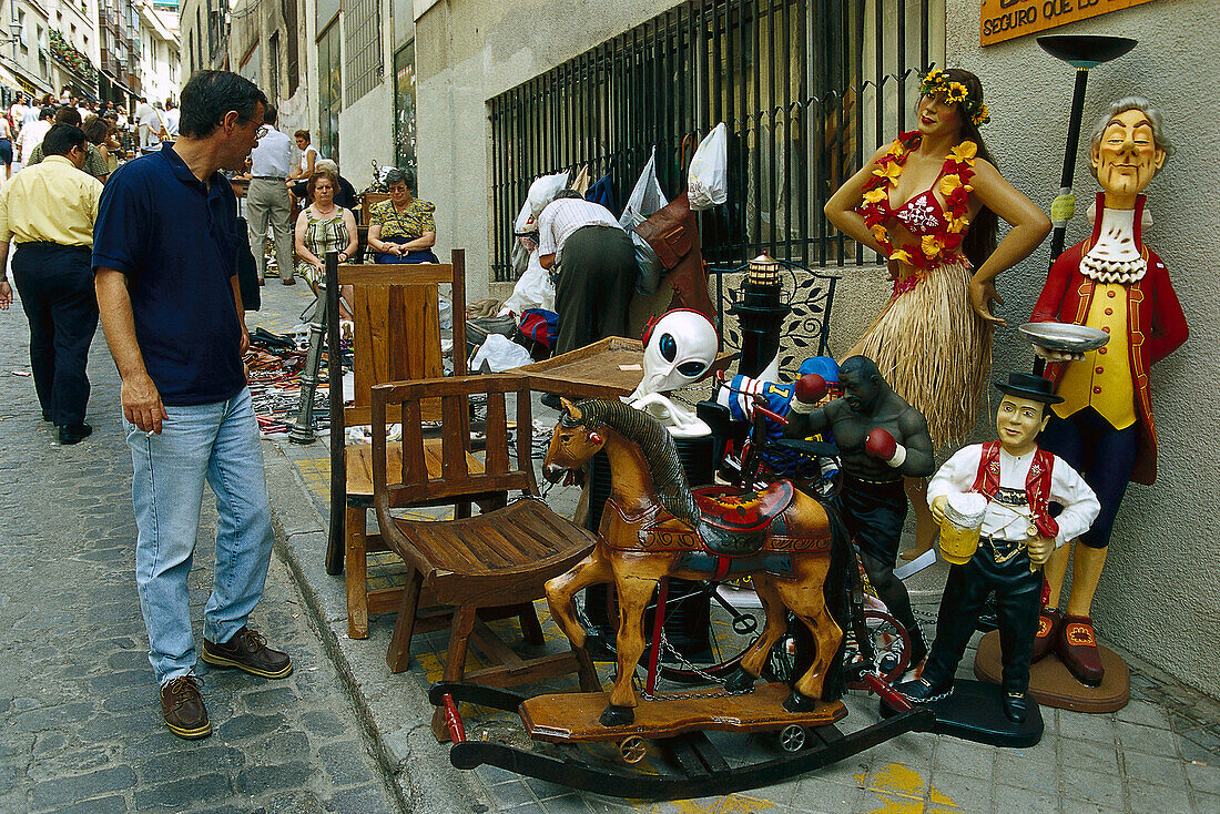 Sonntagsflohmarkt Rastro, Madrid Spanien