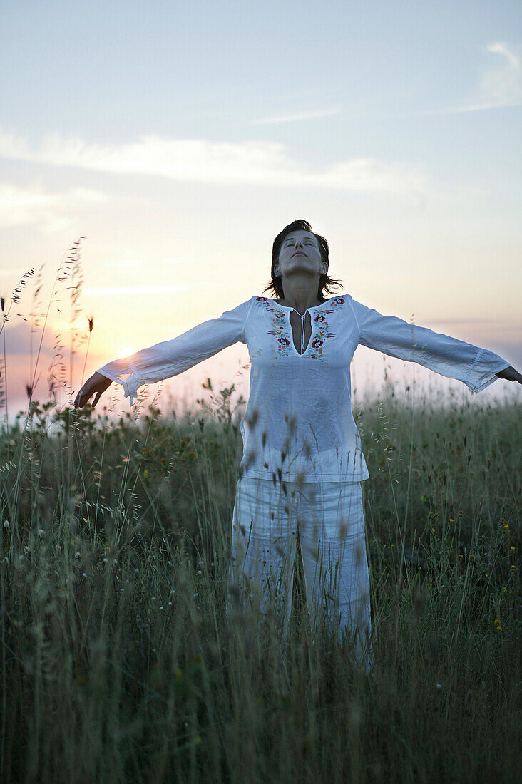 Girl in a corn-field, Girl in a corn-field, Young women in a corn-field, wellness people