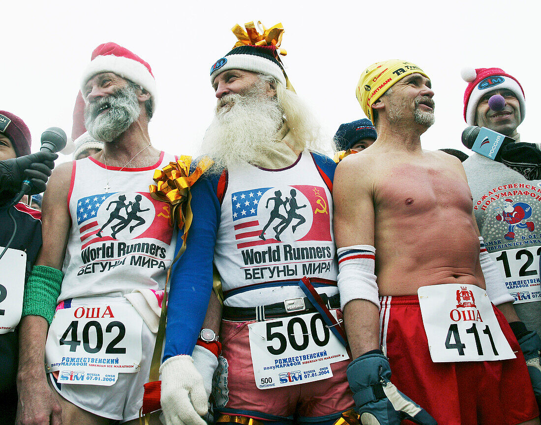 A group of marathon runners being interviewed, Siberia