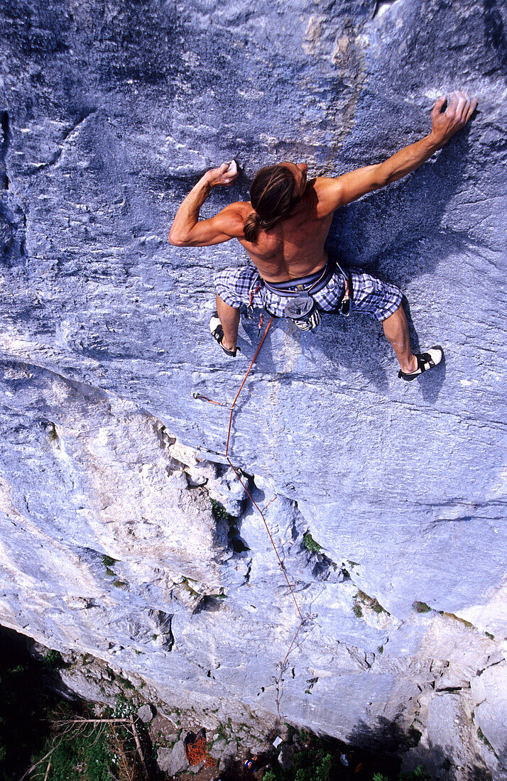 Gernot Staltner climbing Gitschenwand, Salzburg, Austria