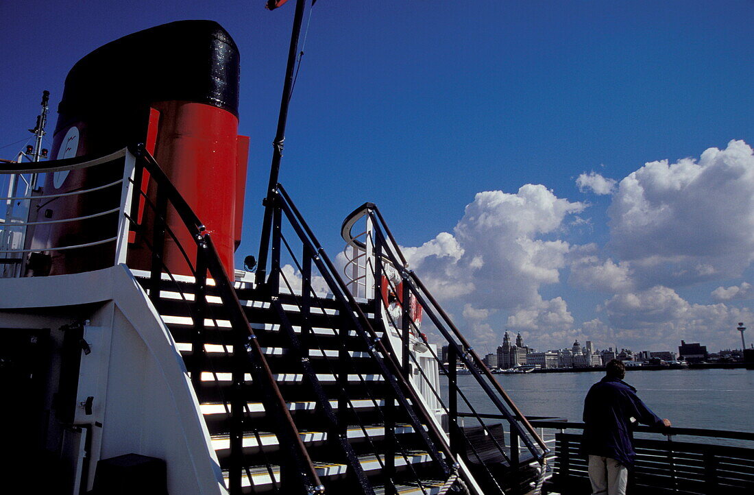 Mersey Ferry, Liverpool, Mersey River Europe, England