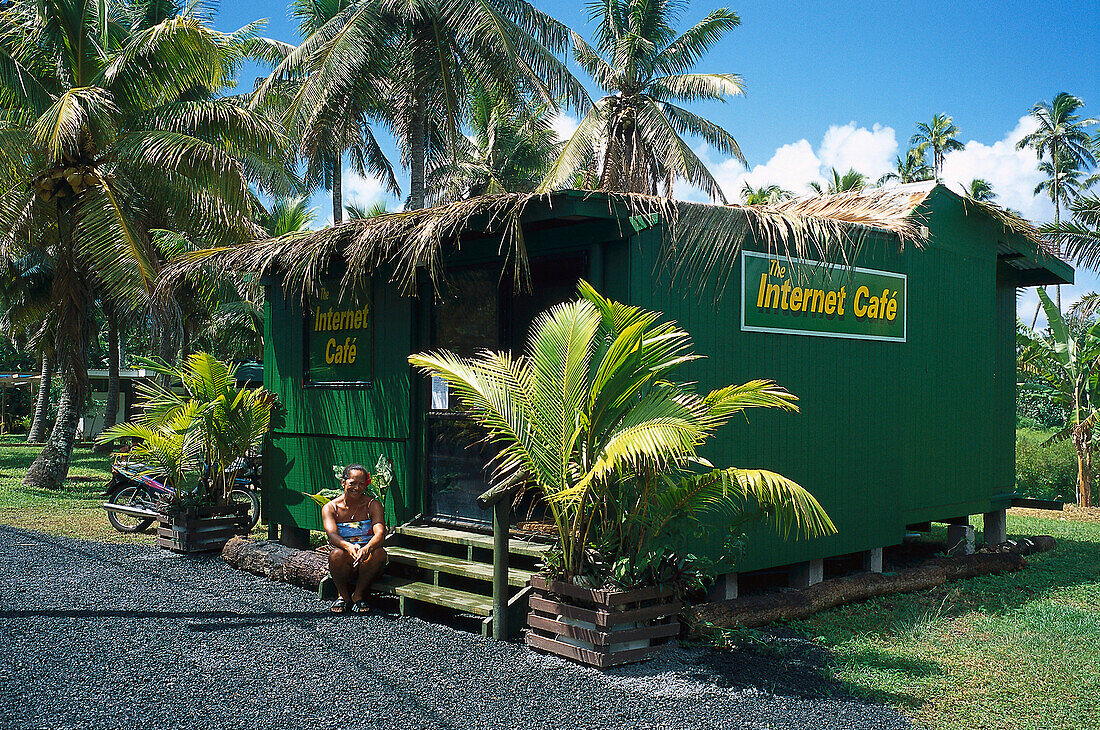Internet Cafe, Rarotonga Cook Islands