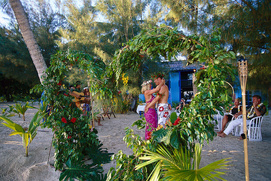 South Seas Wedding, Rarotongan Beach Resort Rarotonga, Cook Islands