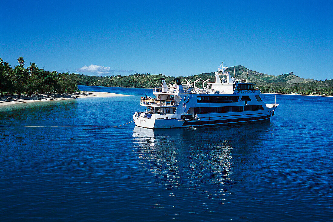 MV Nanuya Princess, Blue Lagoon Cruise Nanuya Lailai Island, Fiji