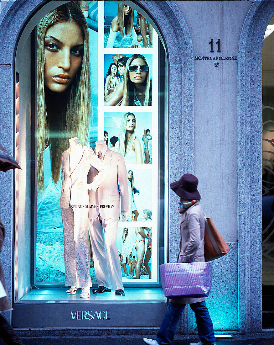 Versace Boutique, Via Montenapoleone, Shoppingviertel Quadrilatero, Mailand, Lombardei, Italien