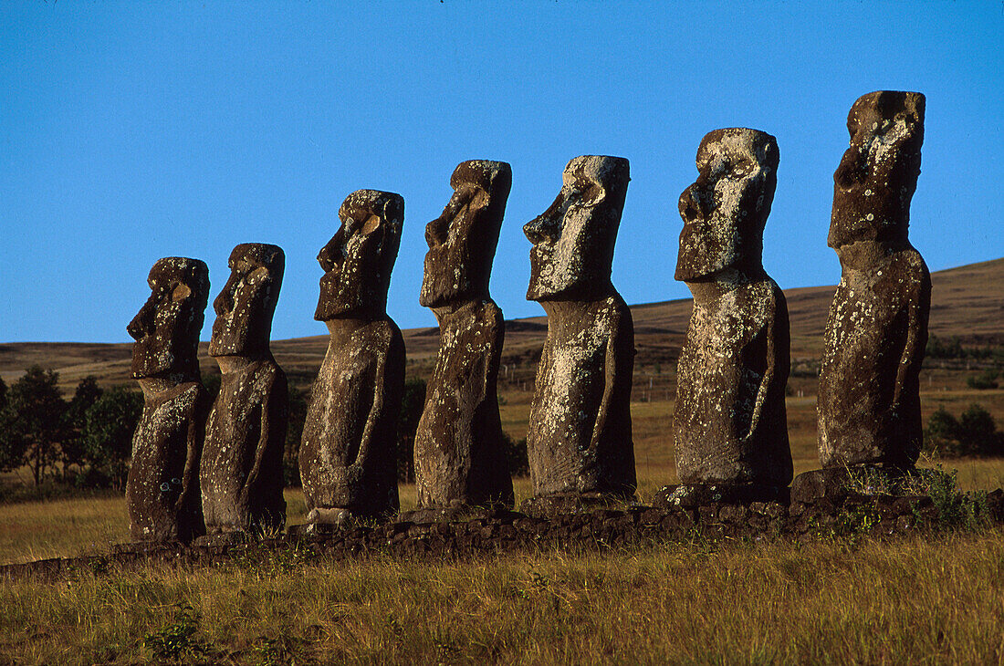 7 Moai, Hanga Roa, Ahu A Kivi, Osterinsel, Chile, Amerika