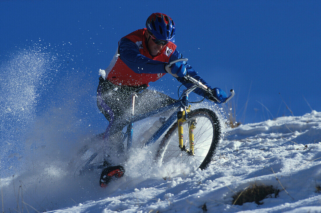 Mountain Biking, im Winter Sport