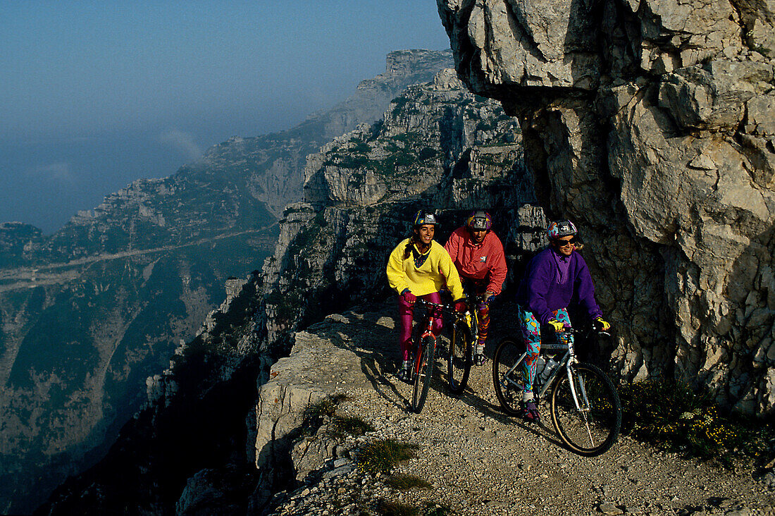 Mountain-Biking, Gardasee, Italien Fully released